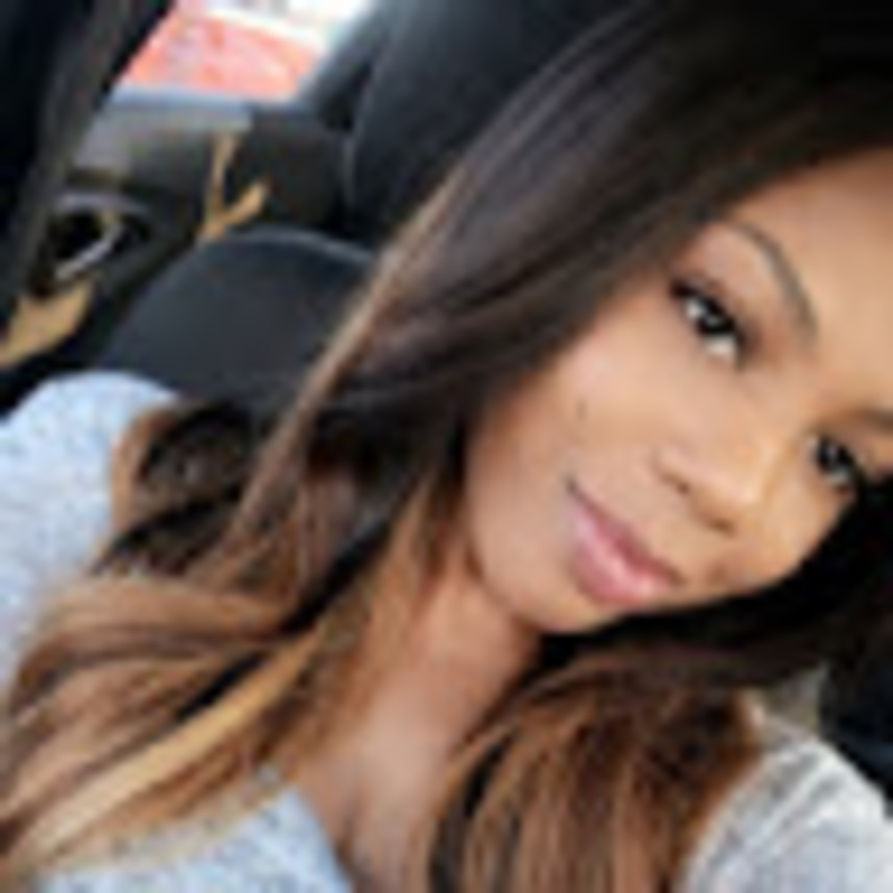 Meet your Posher, Alyssia